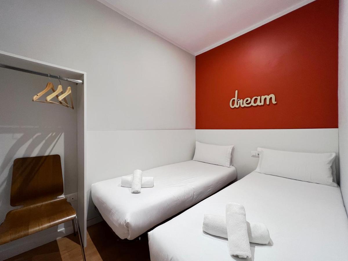Stay U-Nique Apartments Travessera Barcelona Eksteriør bilde